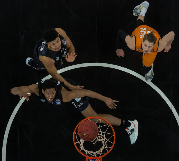 顶尖三人篮 顶尖三人篮