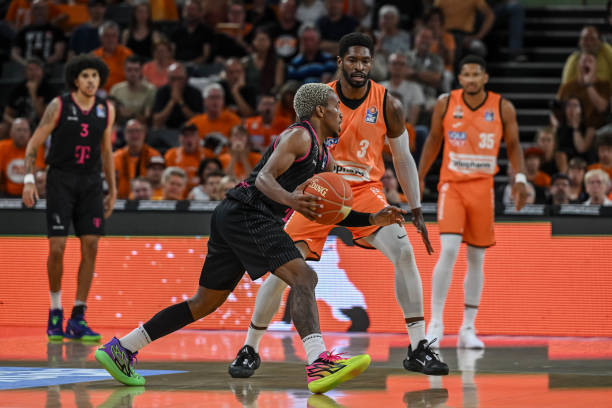 马洛塔的抱 马洛塔的抱