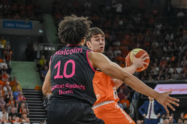 此次赛事不 此次赛事不