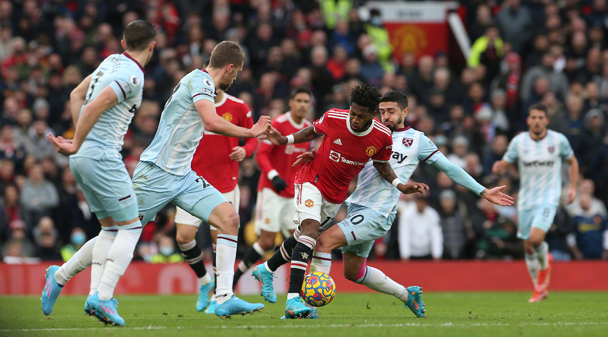 世界足球作 世界足球作